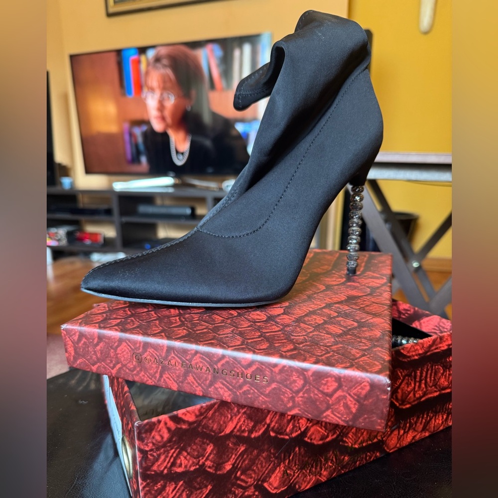 Azalea Wang titan black booties